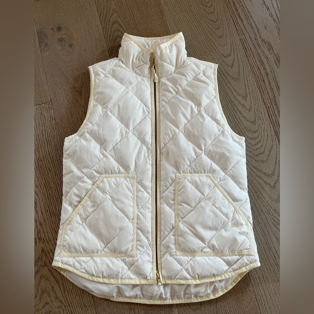 NWOT J.CREW WHITE VEST